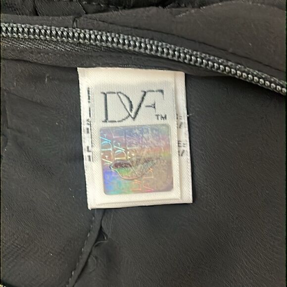 DVF Black Sleeveless Halter Neck 3D Bottom Dress - Picture 6 of 7